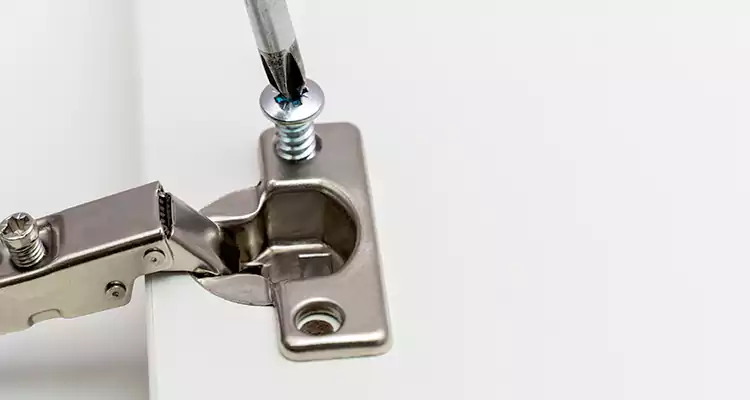 Screen Door Hinge Repair in Millbrae, CA
