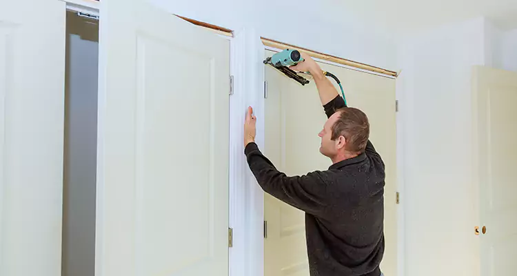 Top Rated Door Fixing ServiceFixing Garage Door Track in Millbrae, CA