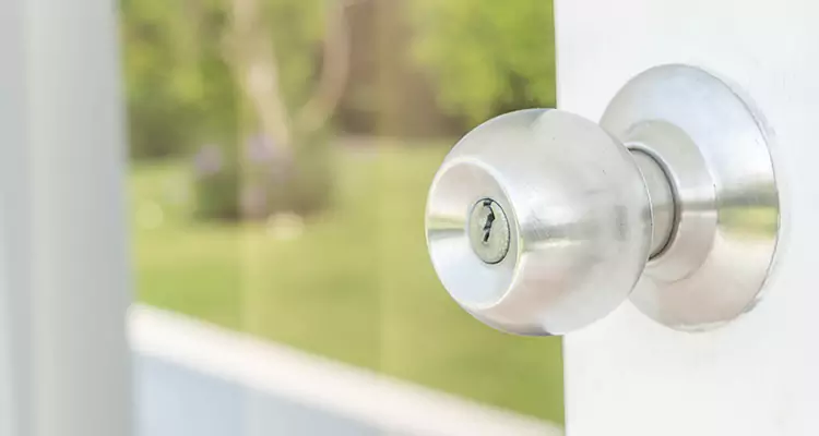 Patio Door Mechanism Jammed in Millbrae, CA